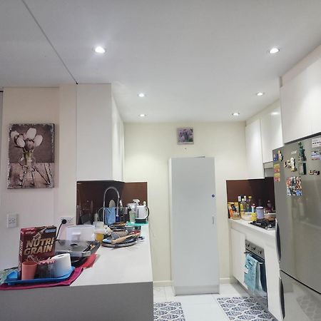 Parramatta Shared Apartment Sydney Exterior photo