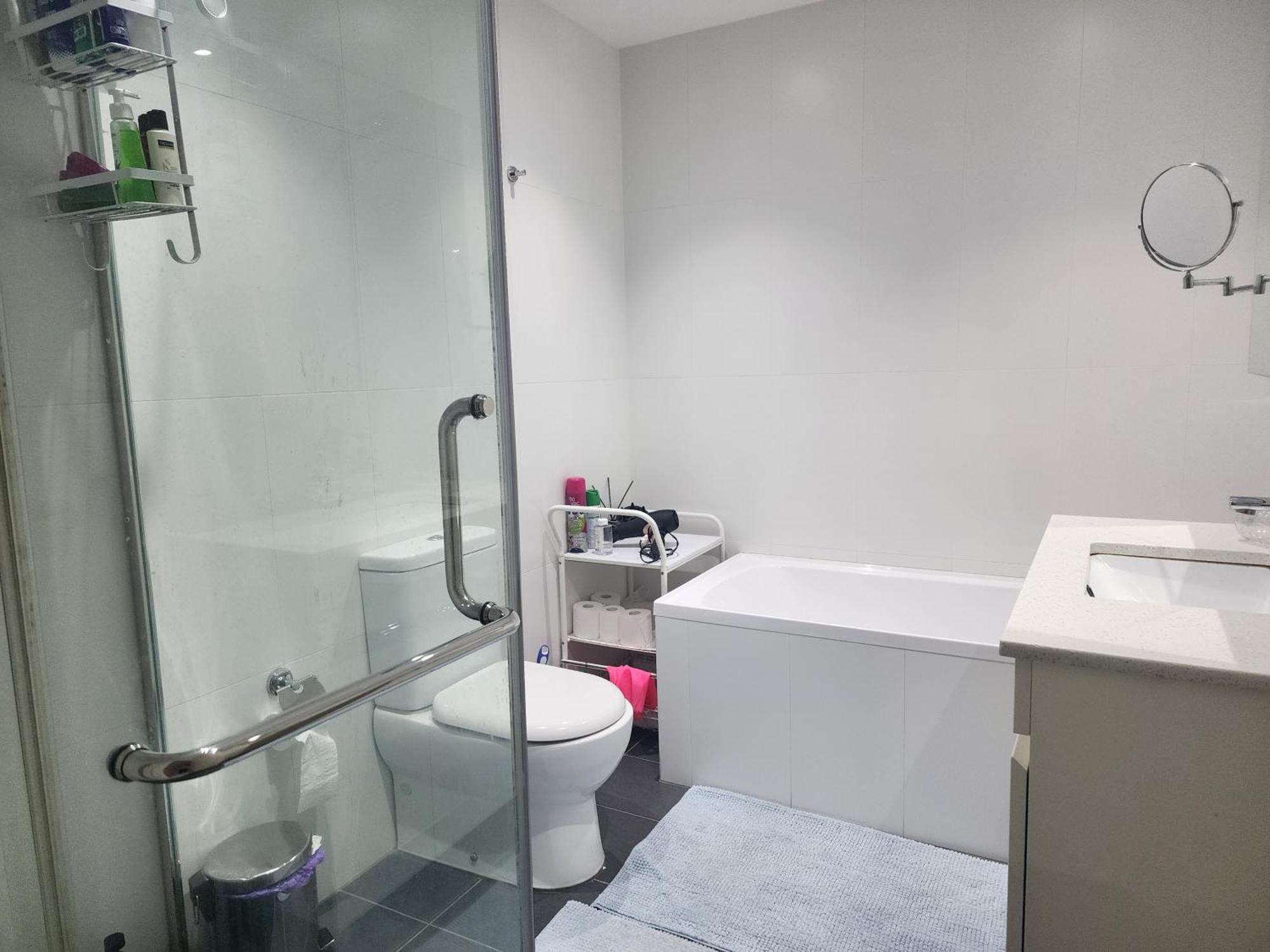 Parramatta Shared Apartment Sydney Room photo