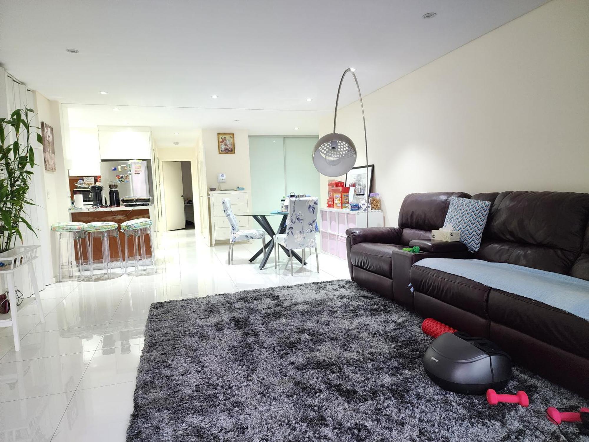 Parramatta Shared Apartment Sydney Room photo