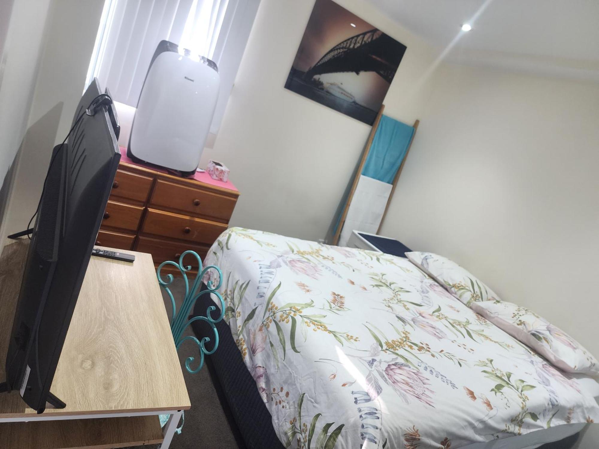 Parramatta Shared Apartment Sydney Room photo